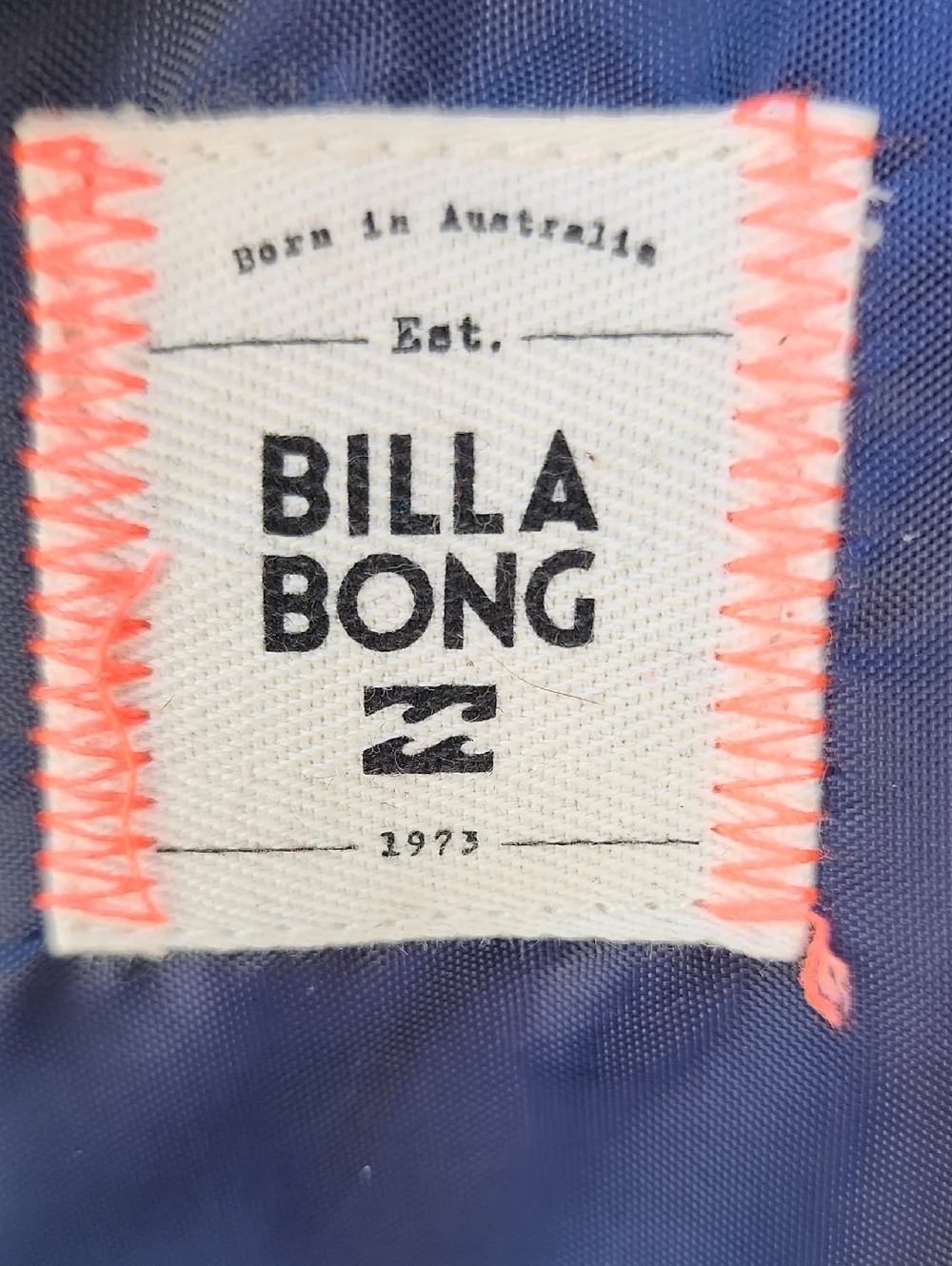 NWOT Billabong Navy Blue/Tan Patterned Backpack